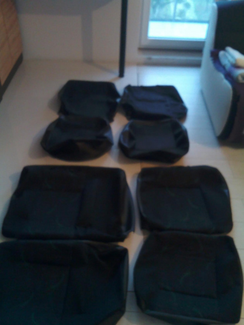 Vwvortex Com Fs Pink Floyd Seat Covers 4 Door Also Fits 2 Floyd Seat Covers From 4 Door Pink Golf Also Fits 2 No Holes All Stitches Are In Good Condition Little Dirty Need Washing