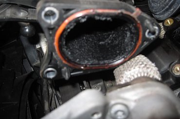 Przed czyszczeniem #A6C6 #Audi #kolektory #motoryzacja