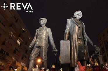 Pomnik Wysiedlonych Gdynia #architektura #iluminacje #kościoły #LED #oprawy #oświetlenie