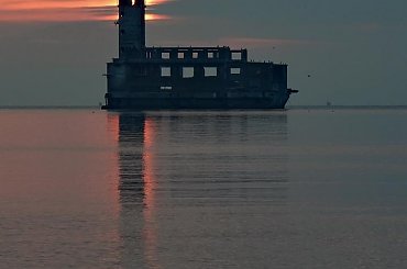 Budynek-widmo o poranku #BabieDoły #Gdynia #ZatokaGdańska