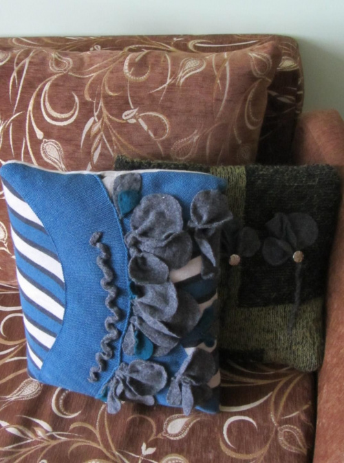 #dekoracja #mieszkania #NaKanapę #poduszki #PoduszkiDoSalonu #rękodzieło #wnętrze