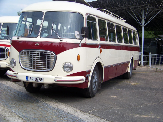 Autobus Škoda 706 RTO #SkodaRTO #wojsko #Czechy #JelczLux